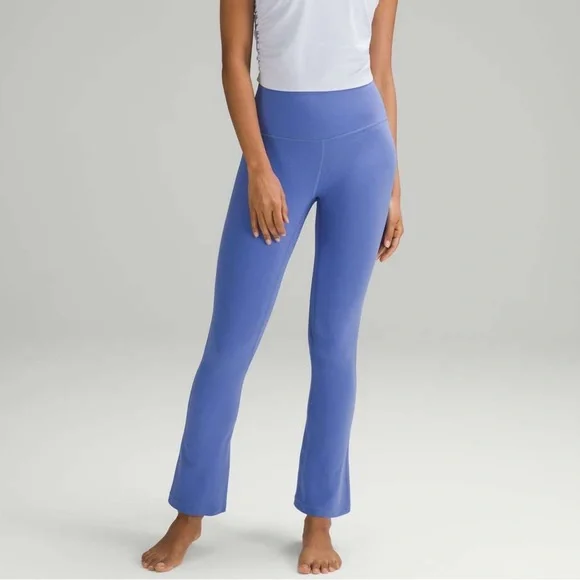 Lululemon Align High-Rise Mini-Flared Pant 28" - Picture 3 of 12